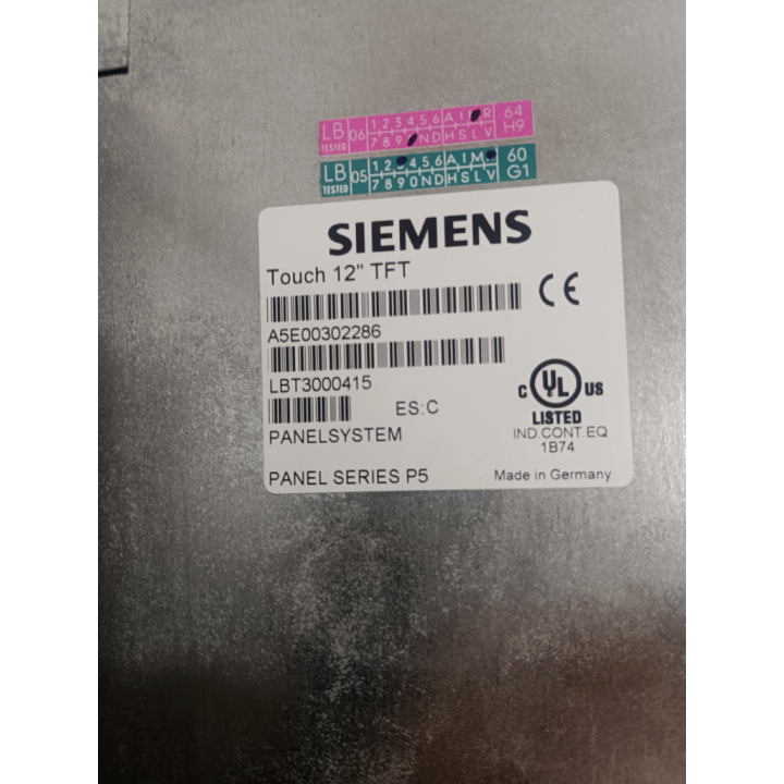 SIEMENS SIMATIC PC 670 STANDARD 12 TFT 6AV7722-1AC10-0AA0