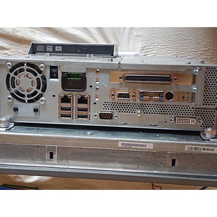 SIMATIC HMI IPC677C 6AV7420-2AA00-0MR0